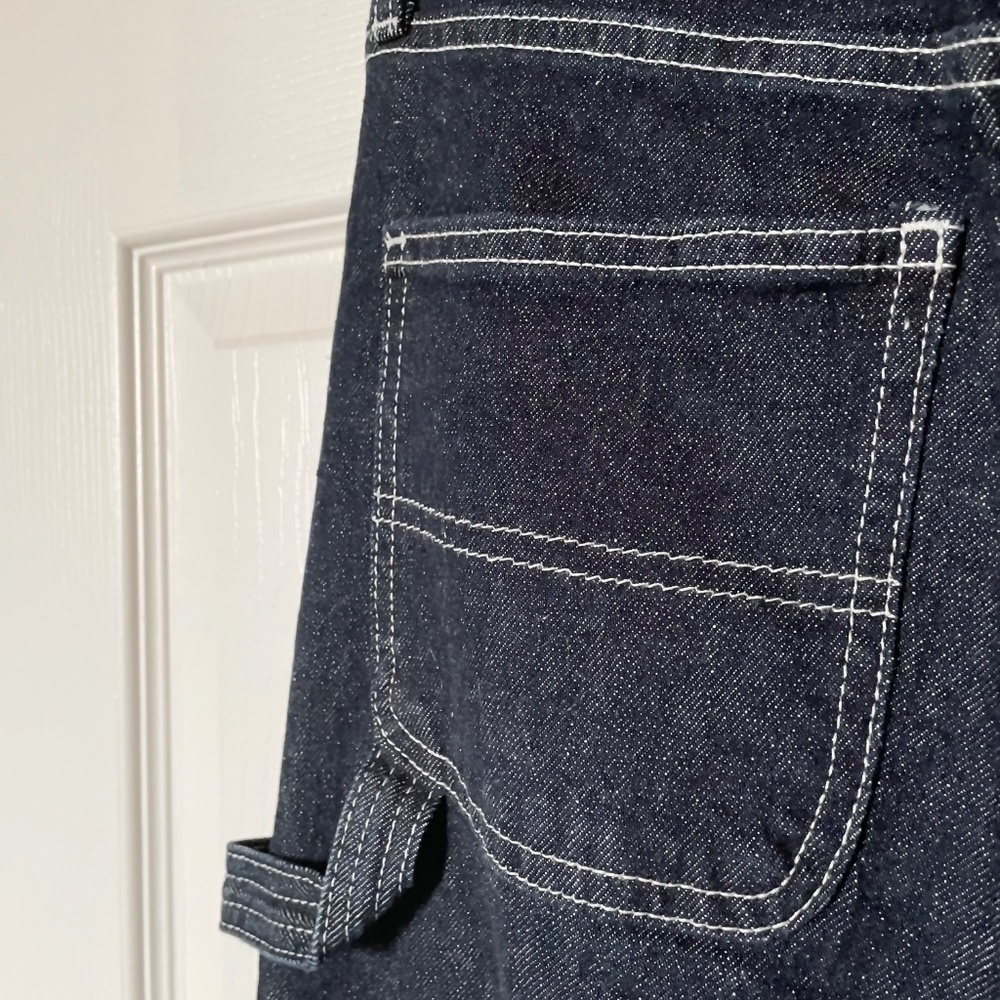 High-rise straight jeans - Picture 2 of 2